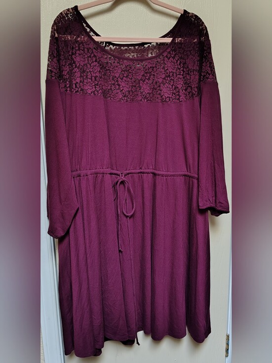torrid Dresses & Skirts - Torrid Burgundy Lace Yoke Dress